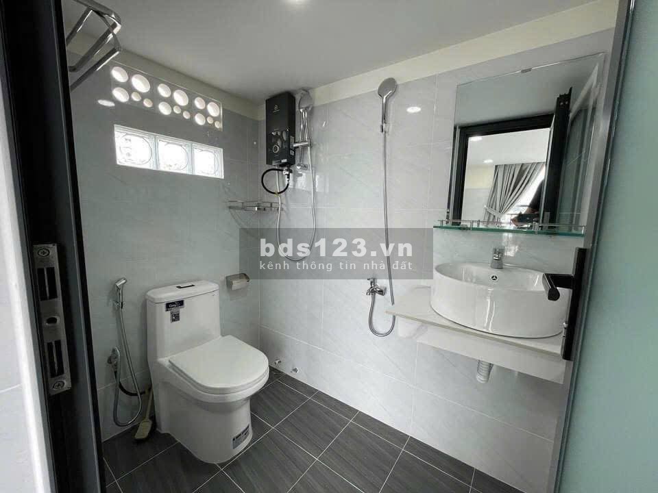 Phòng gác đẹp, rộng gần Gigamall, ĐH Luật, Phạm Văn Đồng,…