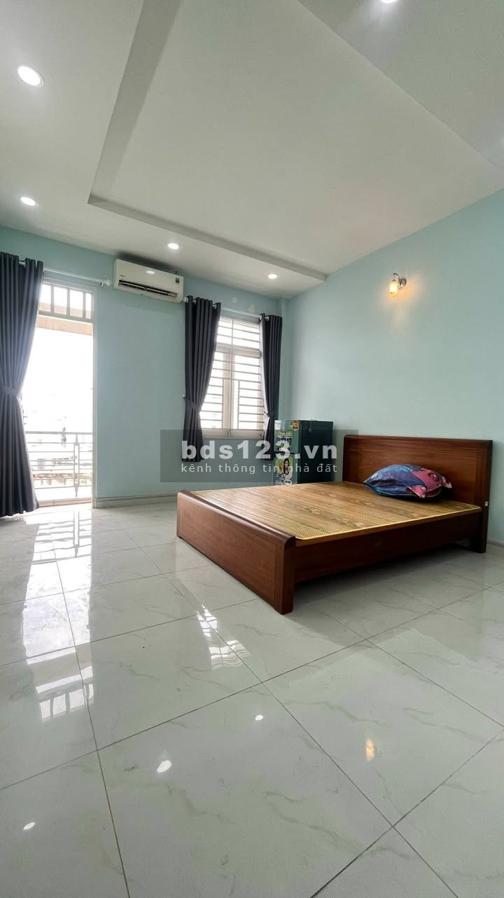 Cho thuê phòng full nội thất có ban công gần Bến Xe Miền Tây