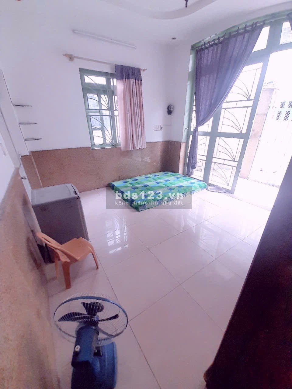Phòng trọ Tân Phú giá rủ, đầy đủ nội thất, cửa sổ…