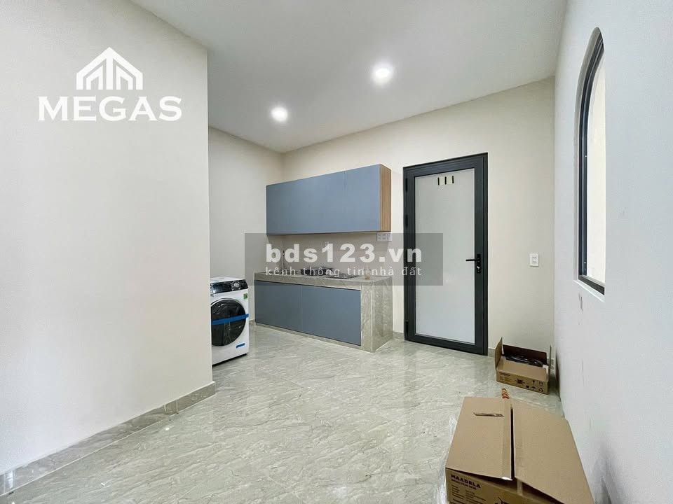 Căn hộ dịch vụ mới 100% full nội thất, gần ĐH Văn Lang CS3,…