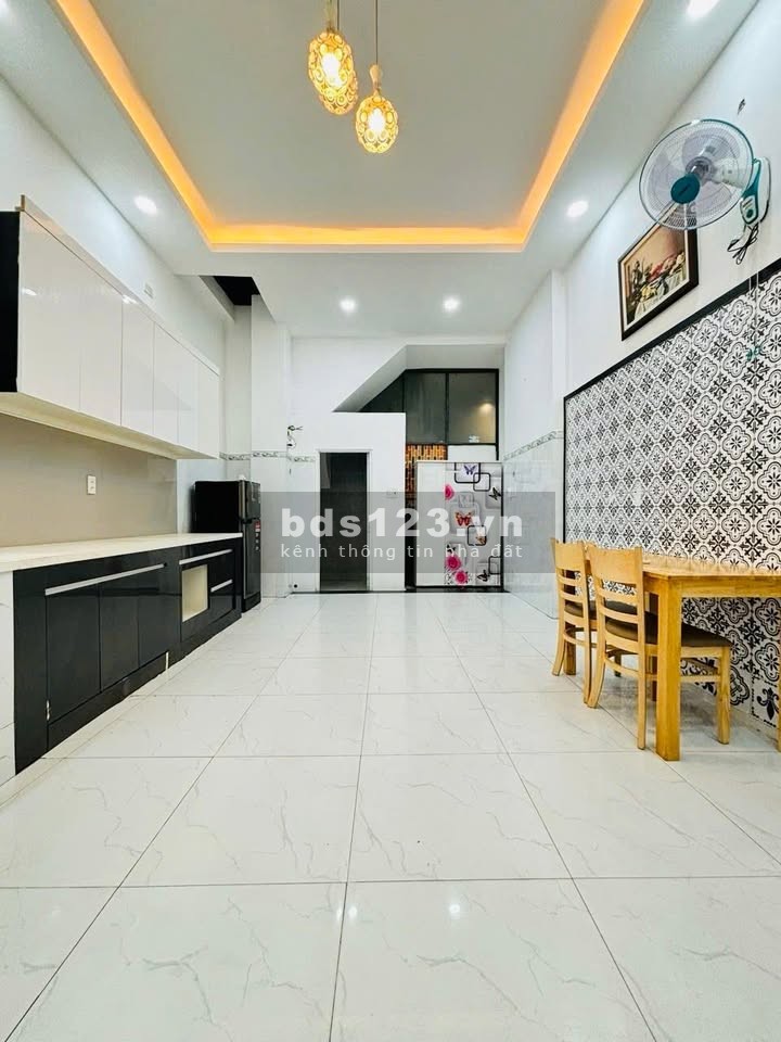 Phòng trệt giữ qua Tết 4.5 triệu/tháng, Bình Tân, gần Aeon…