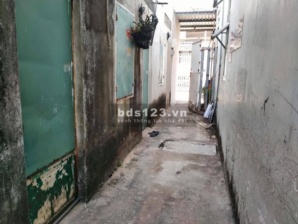 Phòng trọ gác lửng hẻm Huỳnh Thị Mài, Tân Hiệp, Hóc Môn