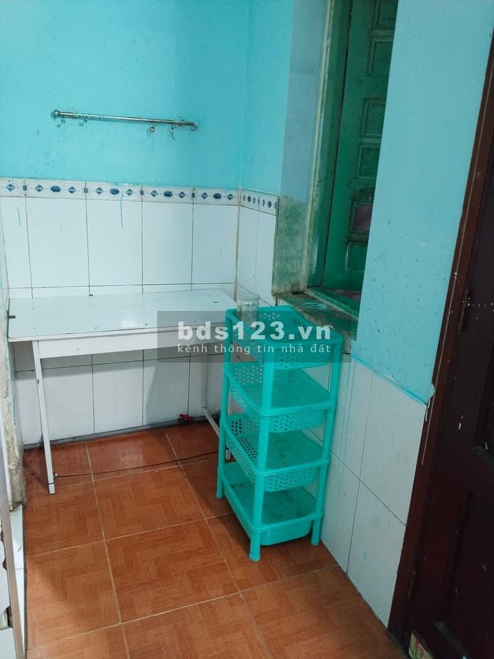 Cho thuê phòng 25m2 có gác, WC riêng tại Bình Tân, giá 2.2 triệu