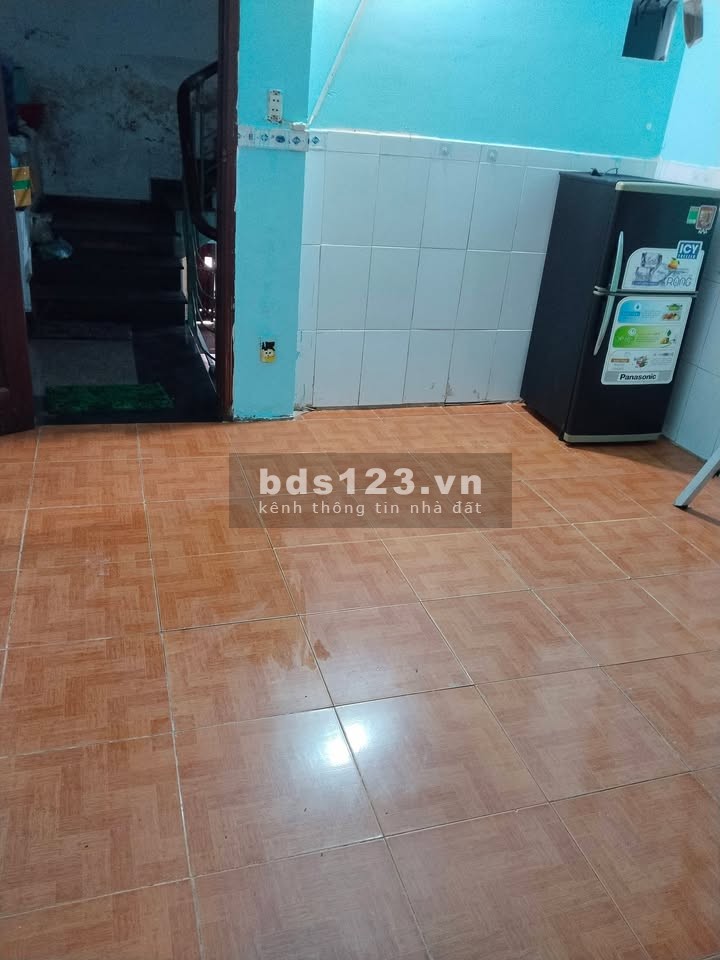 Cho thuê phòng 25m2 có gác, WC riêng tại Bình Tân, giá 2.2 triệu