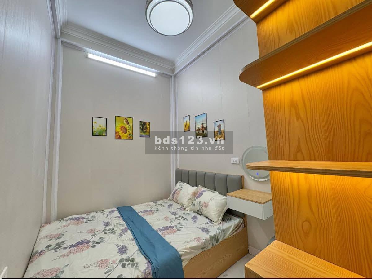 Nhà Đẹp Phương Mai, Đống Đa 110m, 4 tầng, mt 4 m, giá 5.3 tỷ.