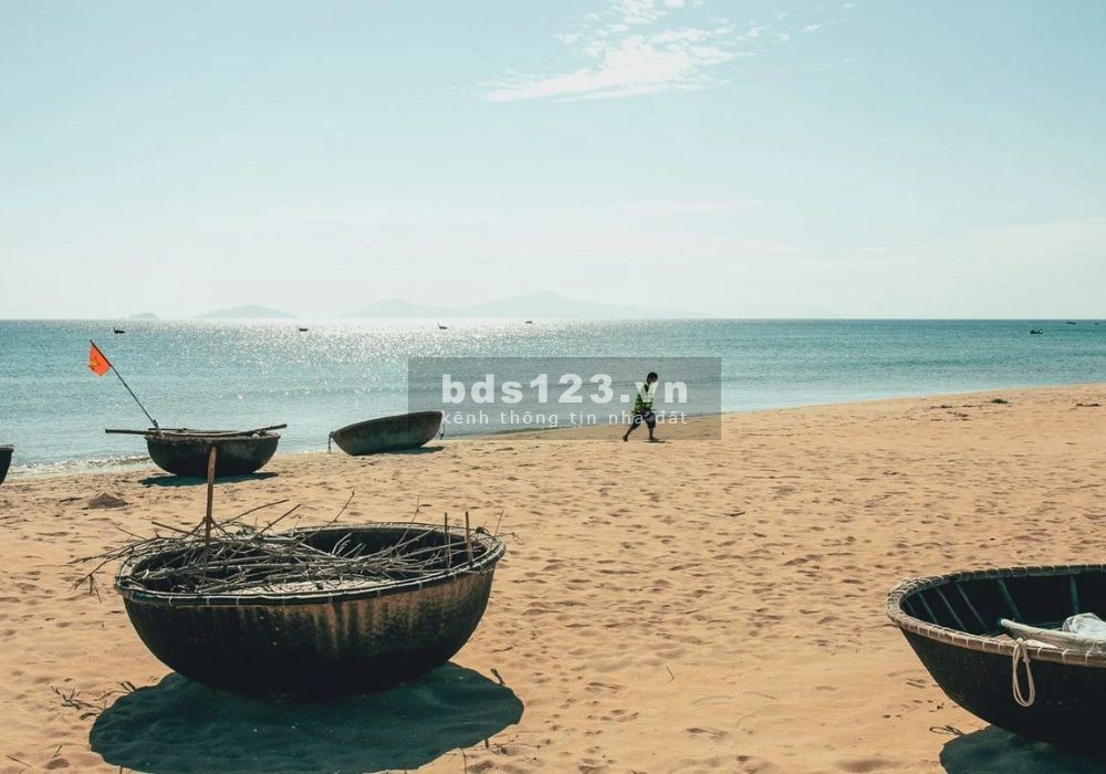 Bán lô đất gần 2.000m² có diện tích đất thổ cư khủng xã…