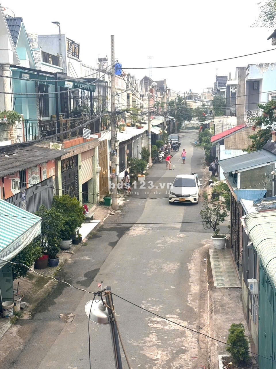 VTL6- BÁN NHÀ 4 x 12 ĐÚC 2 LẦU SÂN THƯỢNG KIÊN CỐ, HẺM 5m…
