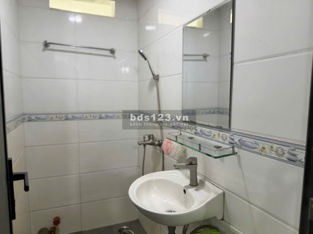 Ở trọ đầy đủ tiện nghi bao mọi chi phí Dương Quảng Hàm…