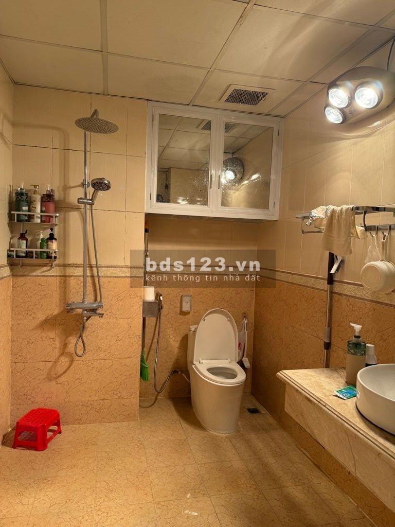 Bán căn hộ Đại Kim Building. 2PN 5.7 tỷ. Sổ hồng riêng