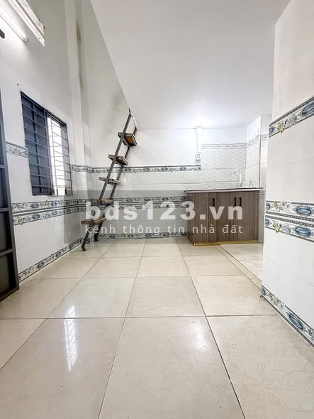 Phòng trọ rộng, gác cao tại Tân Thới Nhất 13, Q12 - 2.5 triệu