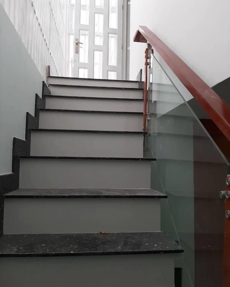 Bán nhà Q7: 81m2, ngang 6m, 4 tầng, 10pn, sổ hồng, nguyễn văn…