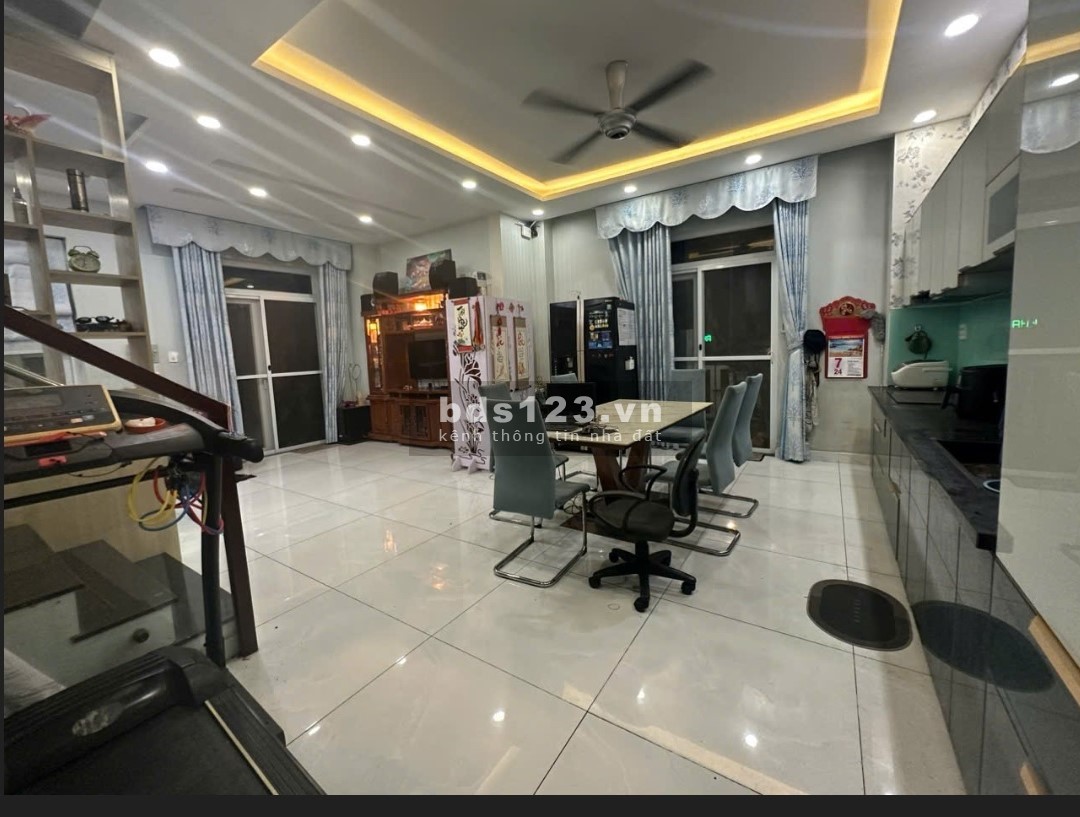 BÁN NHÀ 2 MẶT TIỀN VIEW CÔNG VIÊN - HỒ BƠI DỰ ÁN LOVERA PARK KHANG ĐIỀN BÌNH CHÁNH (VIEW ĐẸP)