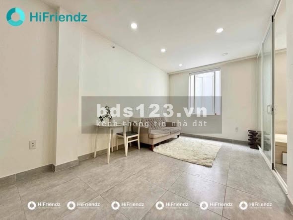 Cho thuê căn hộ 1PN mới, đầy đủ tiện nghi tại 21 Bình…