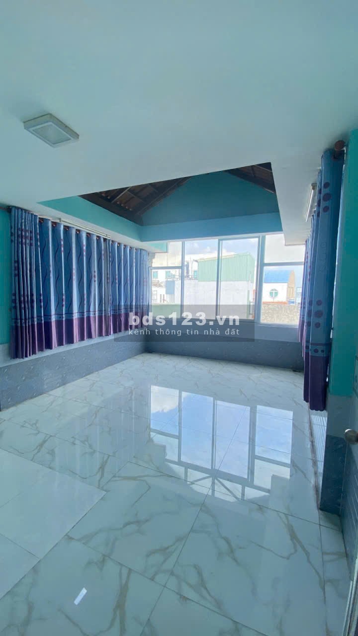 Nhà 4 tầng hẻm thông thoáng, cạnh GO Trường Chinh, 4.55 tỷ