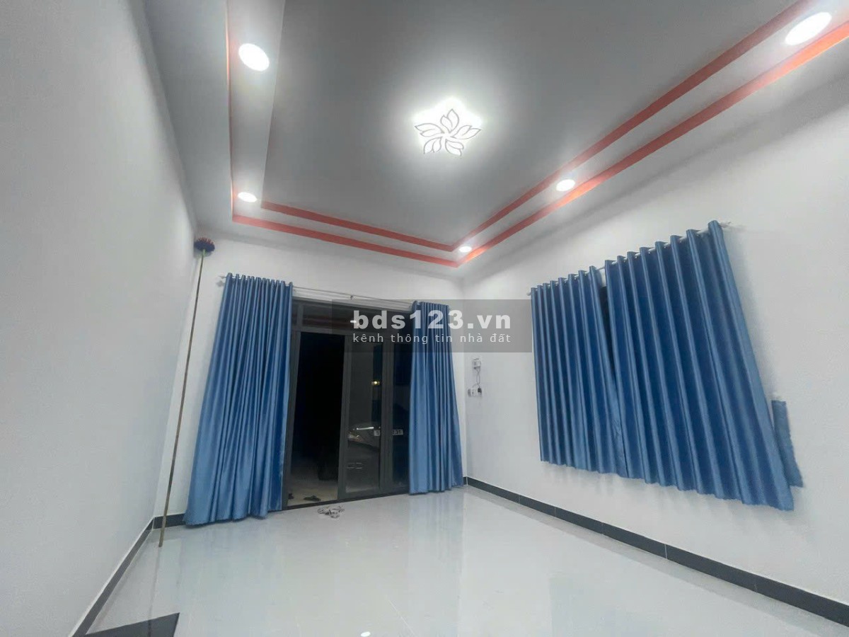 700 Triệu Sở Hữu Nhà Mới Gần KCN Phước Đông – Ô Tô Tới…