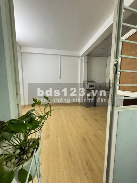 Cho thuê căn hộ 30m² tại 59 Phan Đăng Lưu P7, giá 3.9 triệu