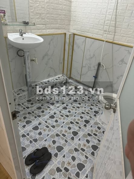 Cho thuê căn hộ 30m² tại 59 Phan Đăng Lưu P7, giá 3.9 triệu