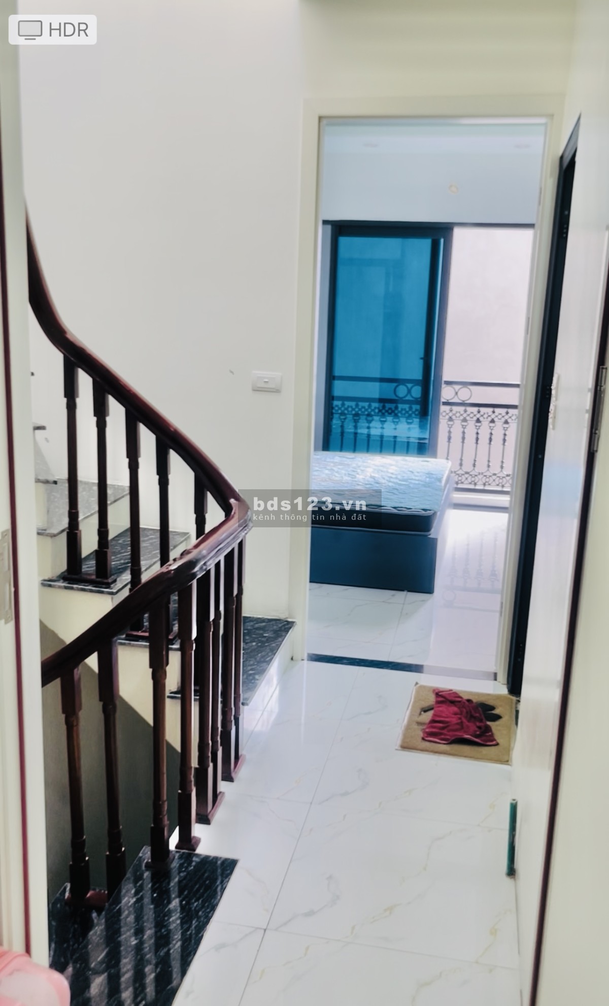 Nhà đẹp, có sân rộng, giá 7x Tại địa chỉ: 77 tổ 13, kiến…