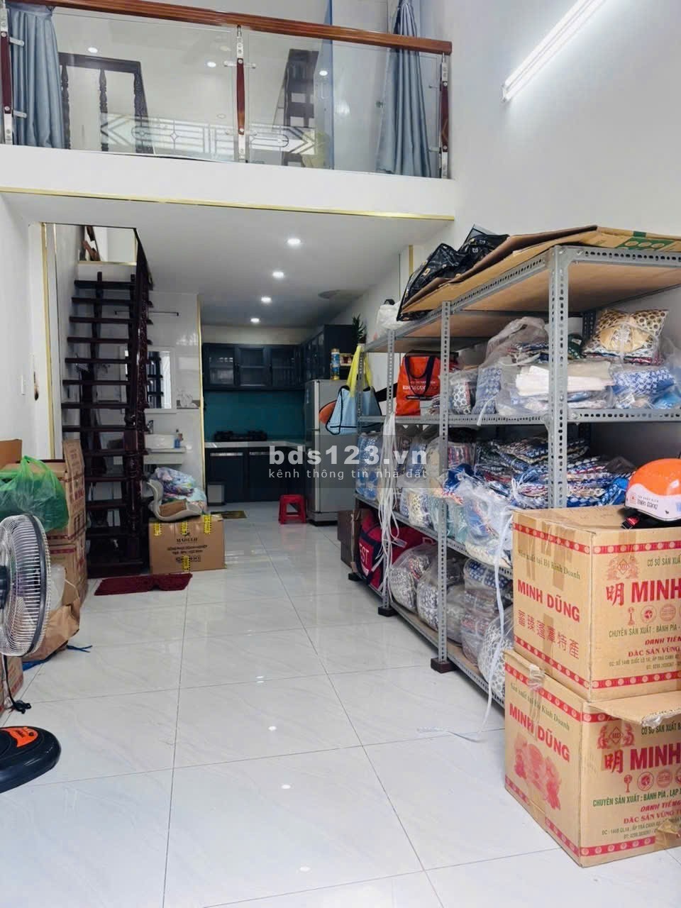 Nhà 3 tầng gần mặt tiền, sau Toyota Lê Trọng Tấn, 4.05 tỷ