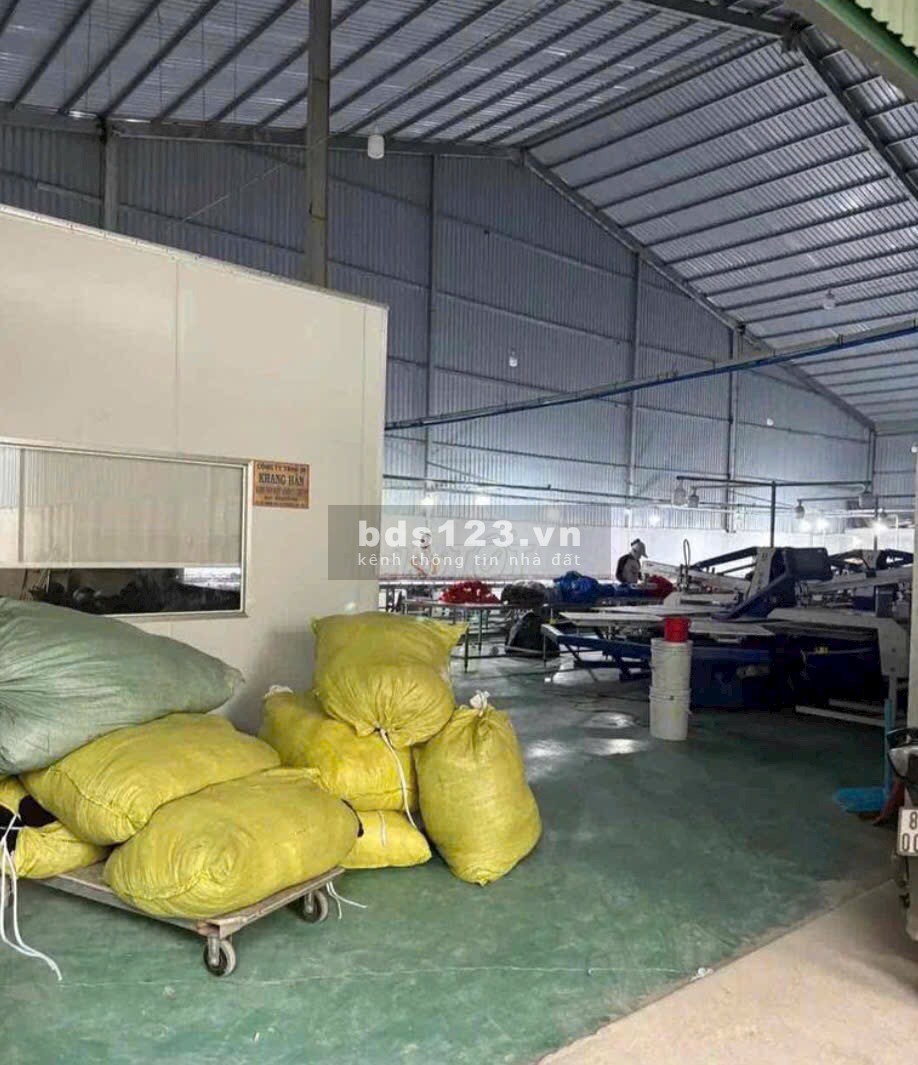 Cho thuê kho xưởng lớn nhỏ gần ngã tư Ga, Hà Huy Giáp, Ql1A…