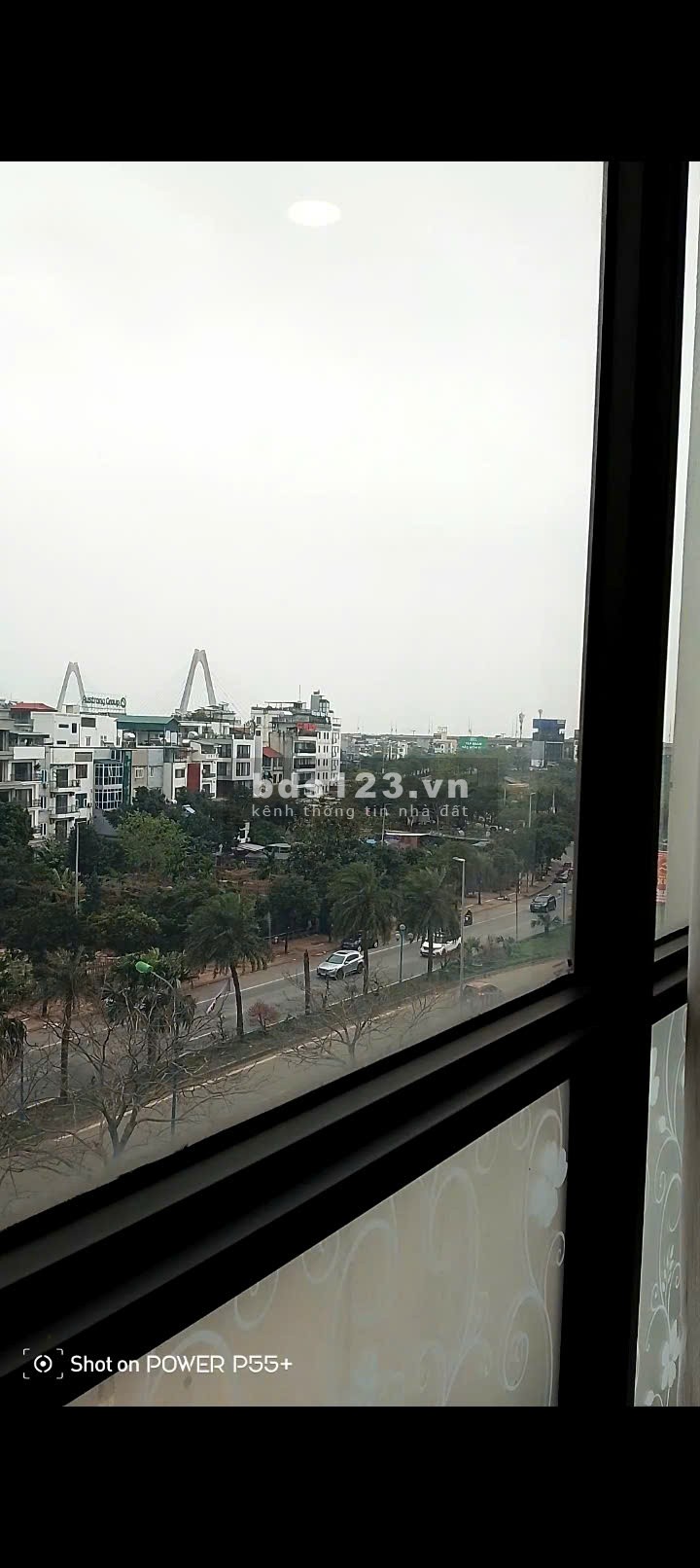 Cho thuê nhà chính chủ p403 diện tích 75 m2 tòa nhà R2 sunshine…