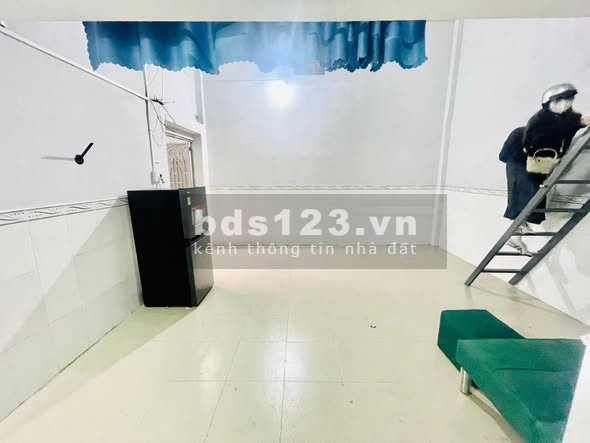 Phòng trọ 30m2 full nội thất Thạnh Lộc 4, Q12 - Giá 3.5 triệu