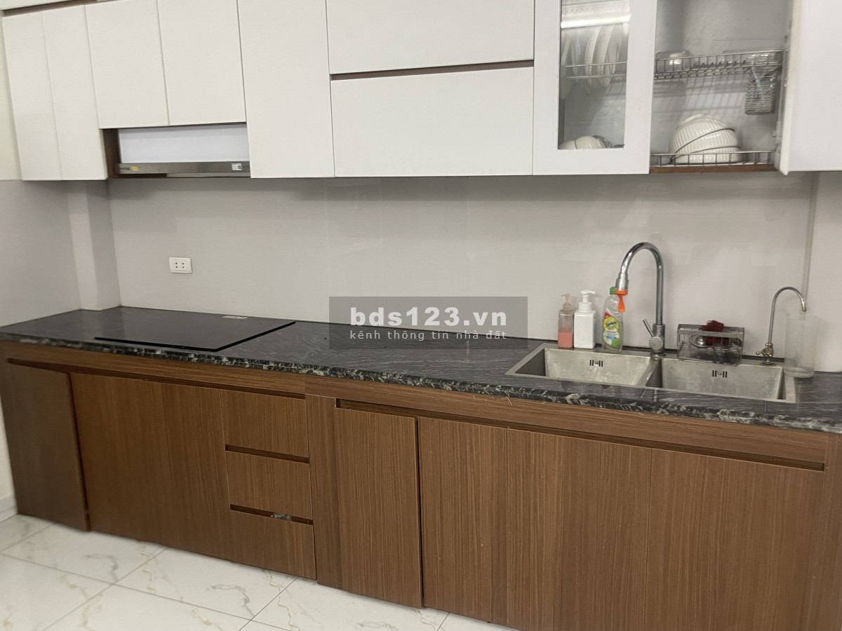 Bán nhà tổng 65m2, có sân để xe rộng rãi ở số 77, tổ 13 kiến Hưng, HD,sát khu đô thị xala, viện 103