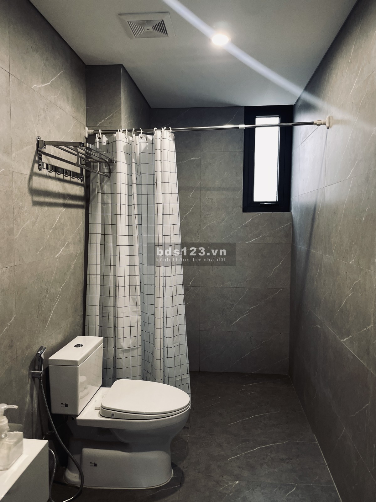 Cho thuê 1 tầng riêng (t4 biệt thự 5 tầng) full nội thất,…