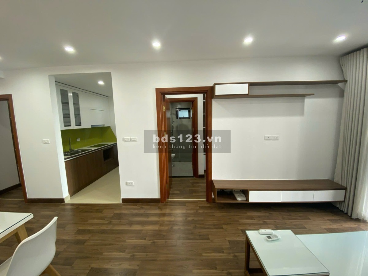 Căn hộ 2PN 2VS tại Goldmark City Toà S4 - Tầng trung cần bán