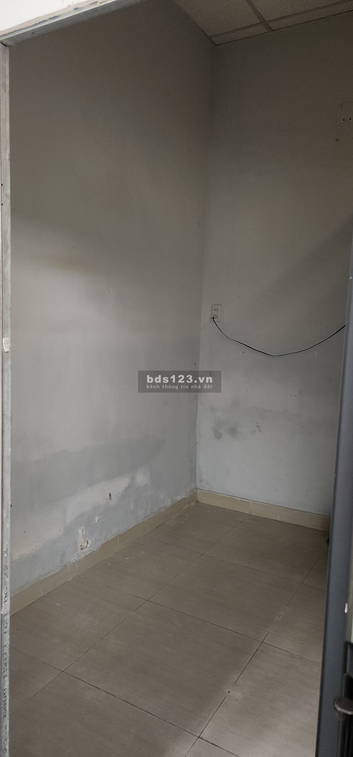 Cho thuê nhà mặt bằng Kinh Doanh 72 m2 đường Hoàng Cầm,Thủ Đức