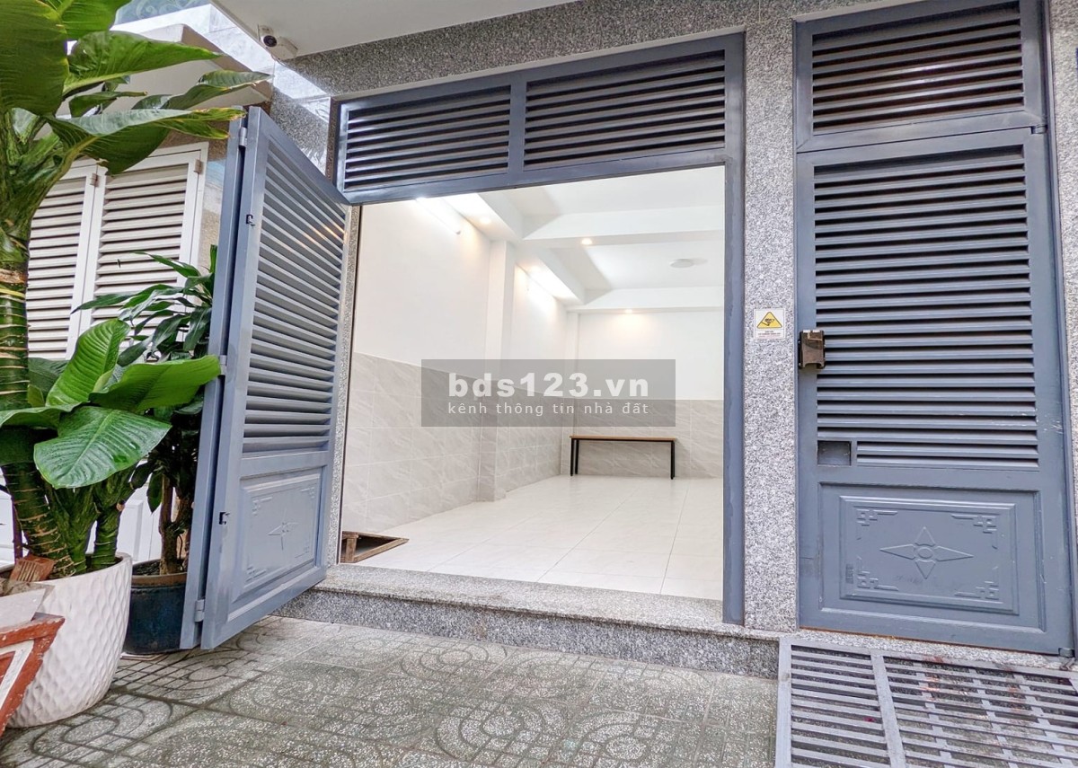 Cho thuê mặt bằng tọa độ vàng khu Phan Xích Long