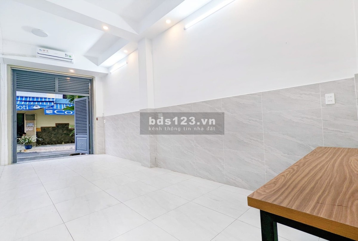 Cho thuê mặt bằng tọa độ vàng khu Phan Xích Long