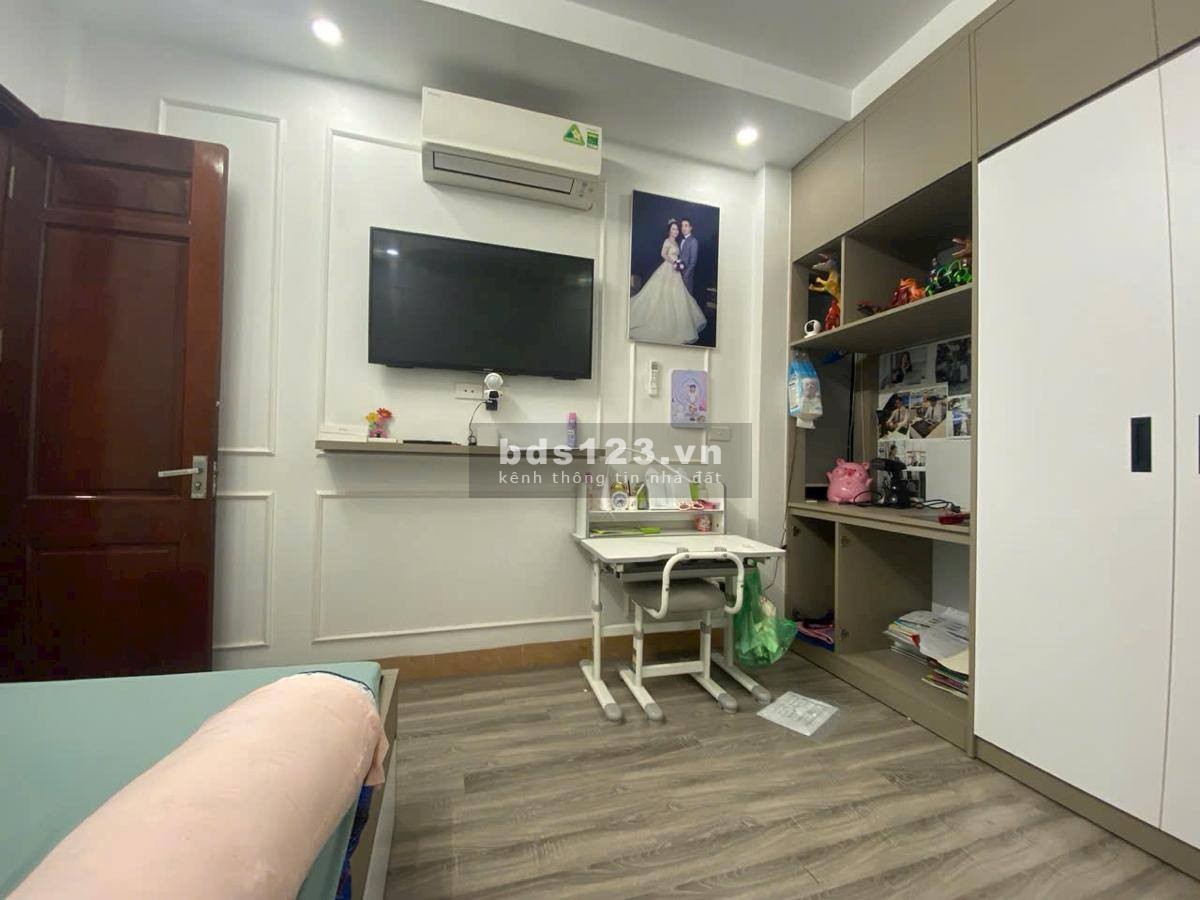 Bán Nhà Hoàng Hoa Thám Trung Tâm Ba Đình Vị Trí Đẹp 3 Góc…