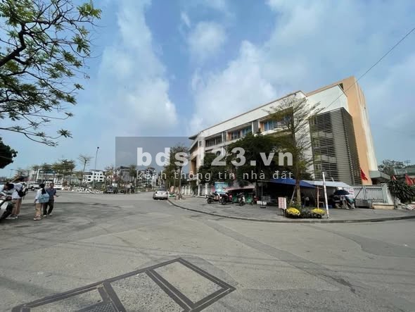 Bán Nhà Ngọc Thụy – Ô Tô Thông – Kinh Doanh – 7.95 Tỷ