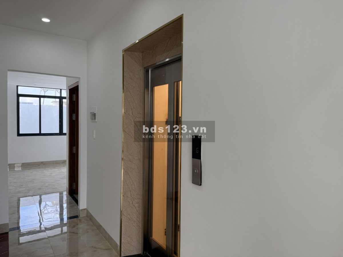 Bán nhà phố full nội thất sẵn sổ, dự án Thành Phố Cà Phê