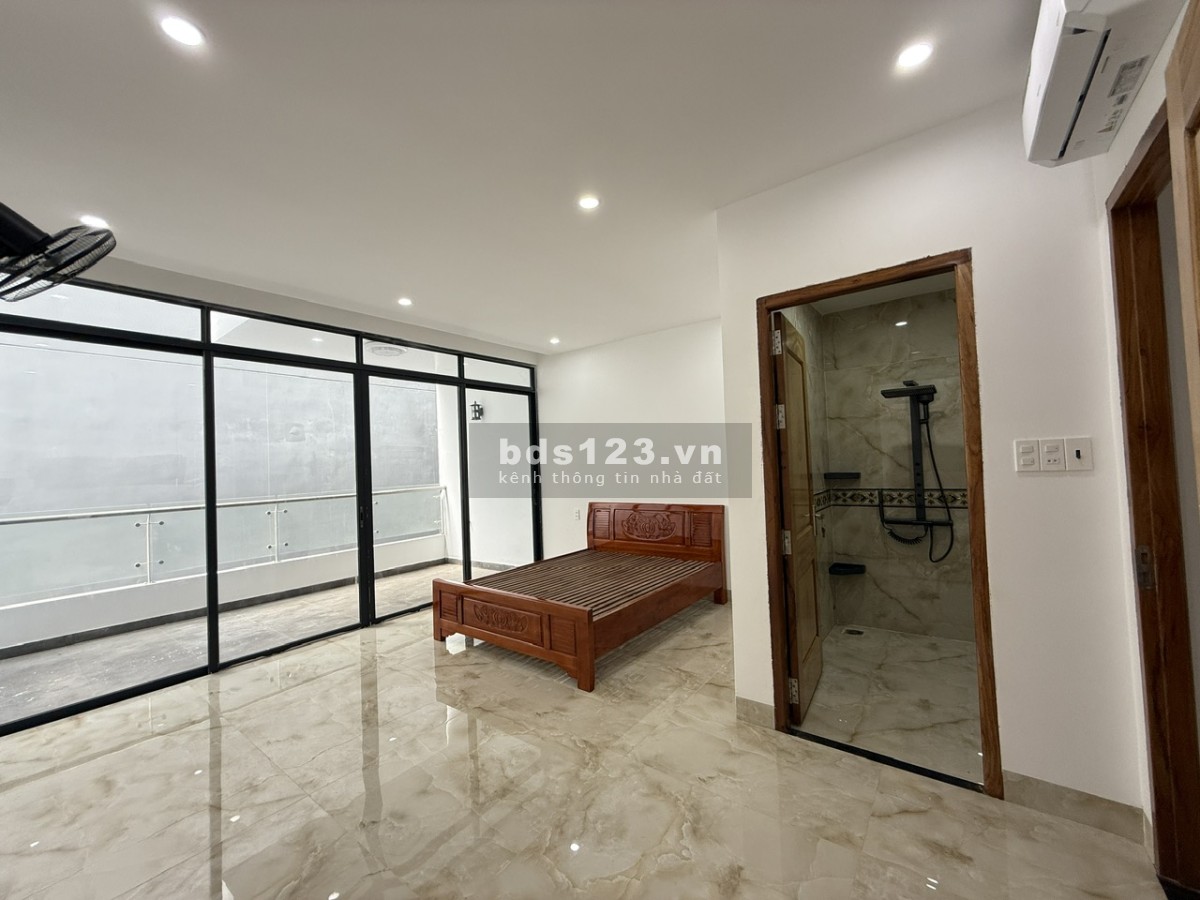 Bán nhà phố full nội thất sẵn sổ, dự án Thành Phố Cà Phê