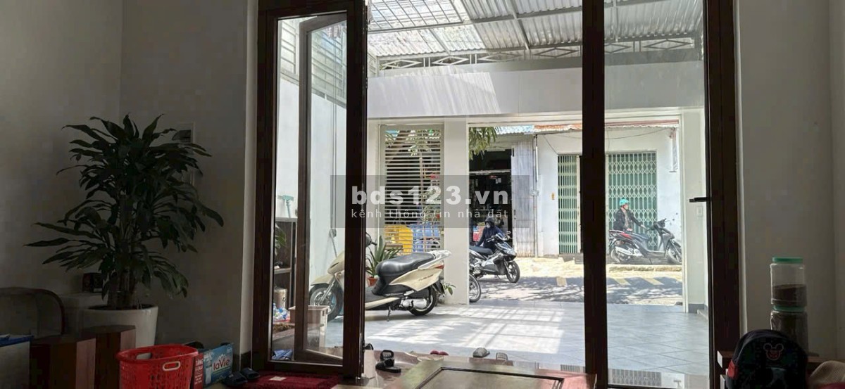 Bán nhà mặt tiền đường Lương Thế VInh giá tốt chỉ 5.5 tỷ