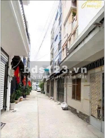 Bán hoặc cho thuê nhà hẻm xe tải Đô Đốc Long Tân Phú 2PN, 2WC