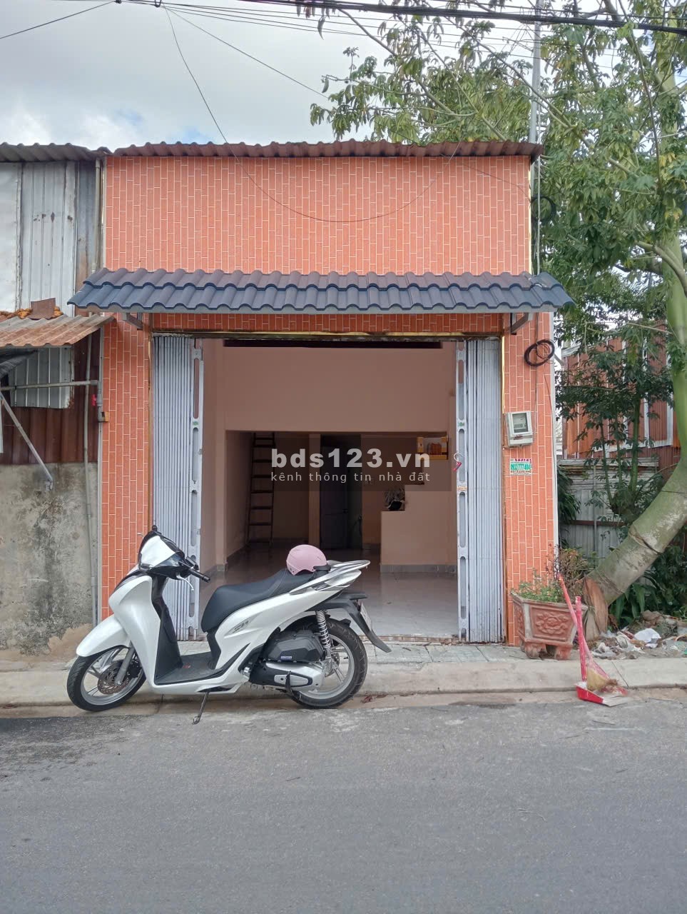 Bán nhà chính chủ ngay khu Đồng Diều Hóc Môn chỉ 946tr MT…