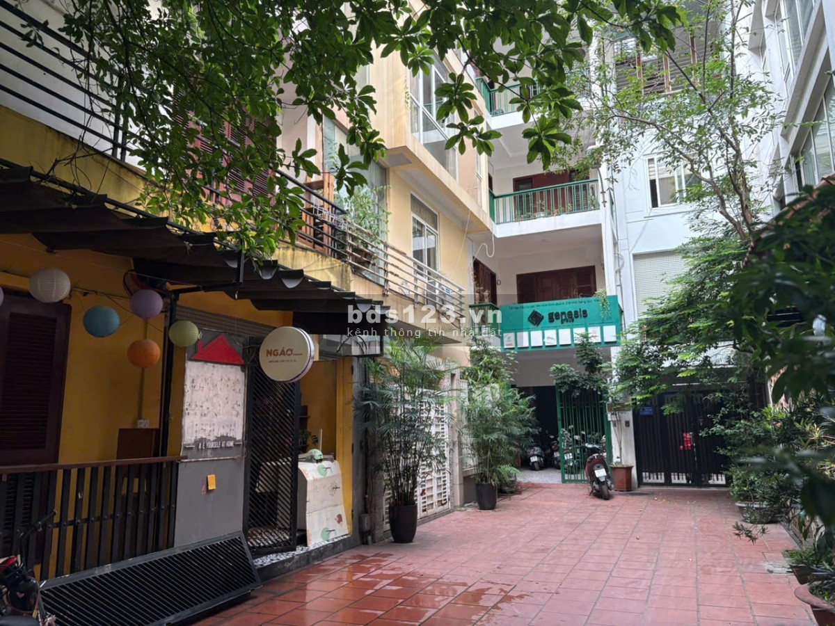 Cho thuê nhà 5 tầng ngõ ô tô phố Giảng Võ, Hà Nội