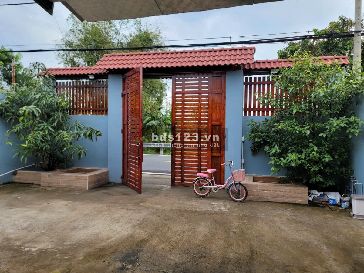 Bán Nhà Mặt Tiền 215 Thích Thiện Hòa, Xã Lê Minh Xuân, Huyện Bình Chánh