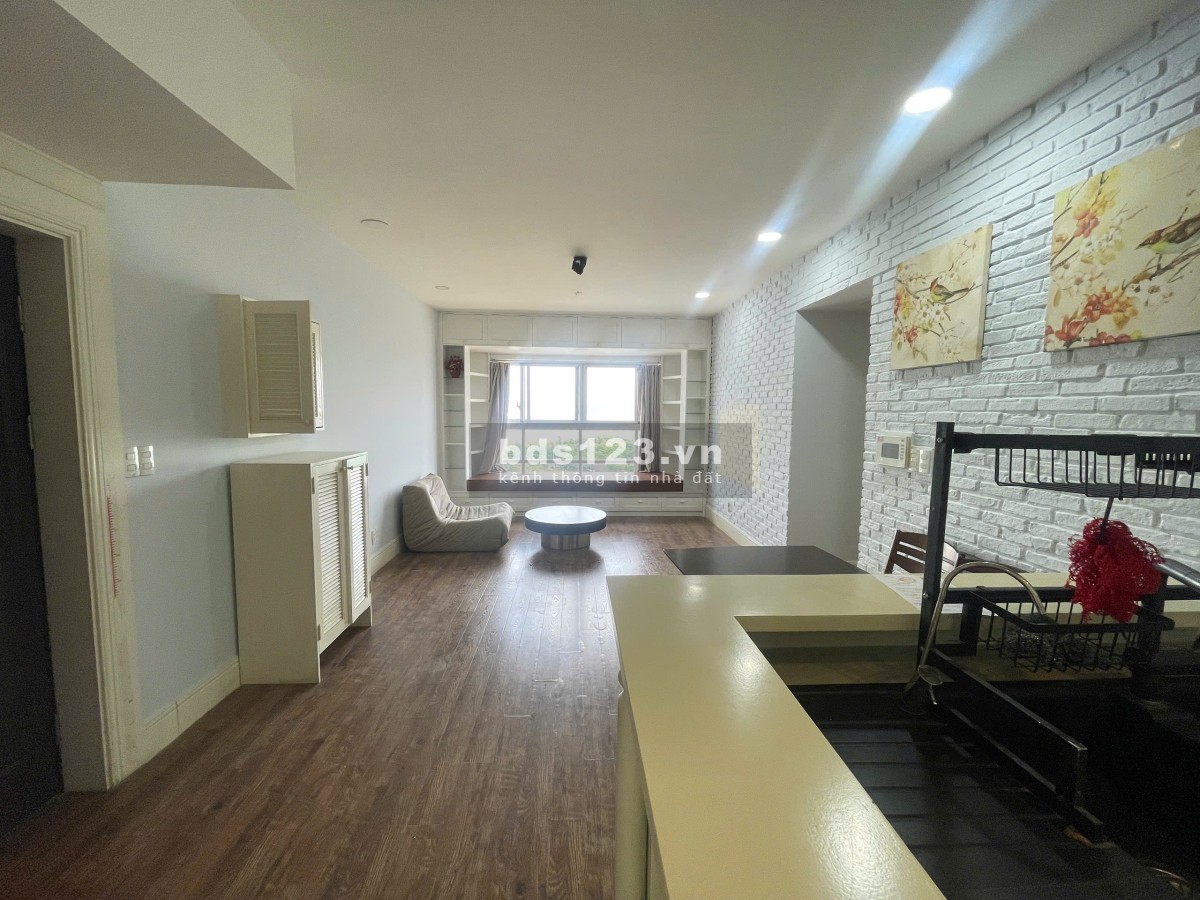 Thuê Căn Hộ Happy Valley– 2PN + Phòng Làm Việc, 100m², Chỉ 22…