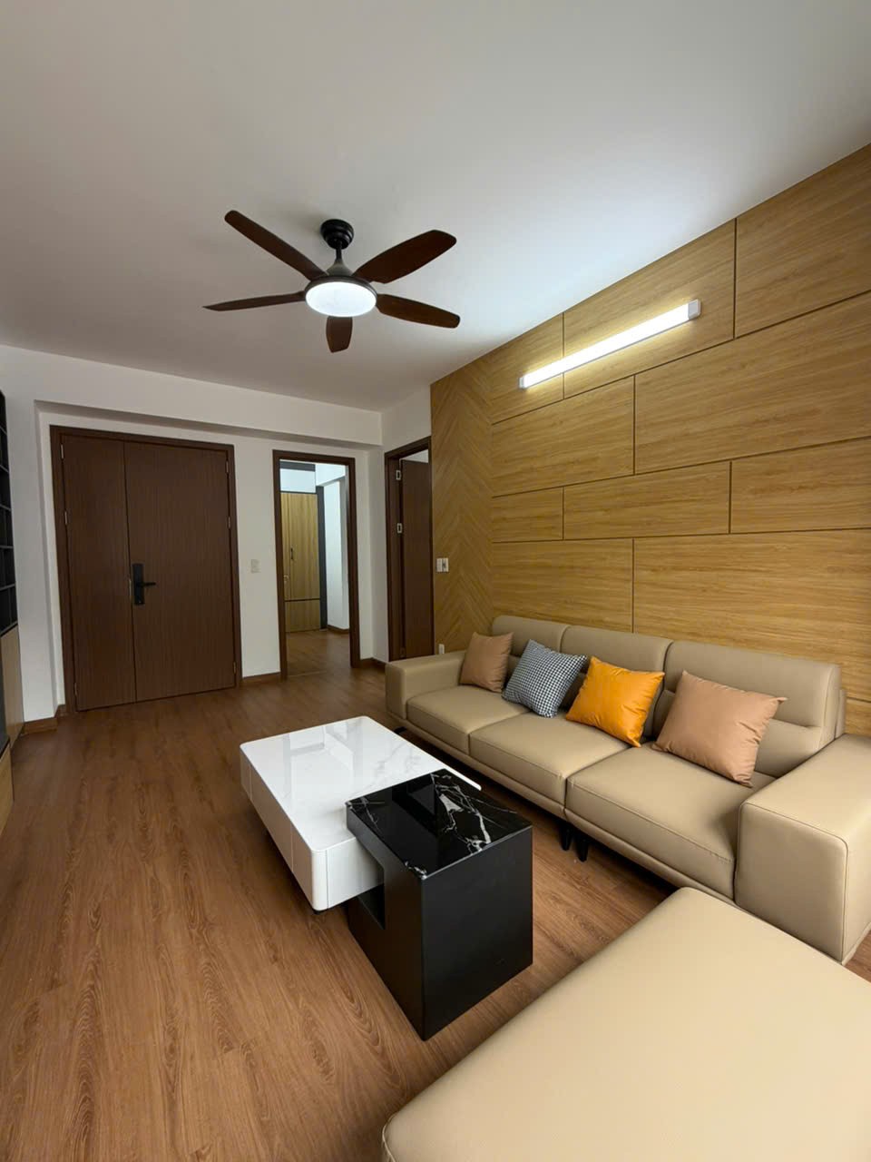 Bán CC Quán Thánh, Ba Đình, 3 ngủ, 3 mặt thoáng, full nội…