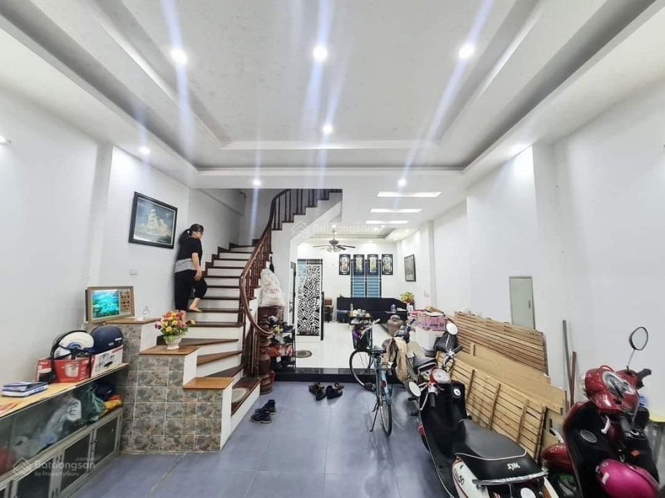 Bán nhà Kim giang dt 45m2 x5T, ngõ rộng, thoáng, gần phố, giá…