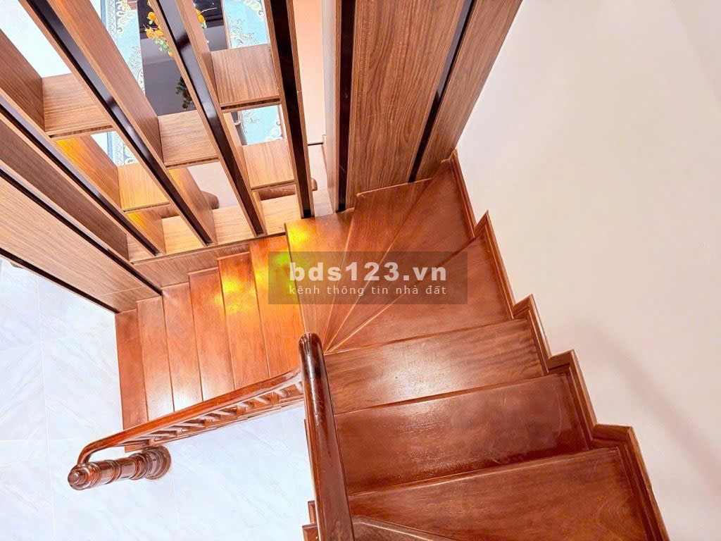 Cầu Giấy – Công năng đỉnh – Nhà quá đẹp – Full nội…