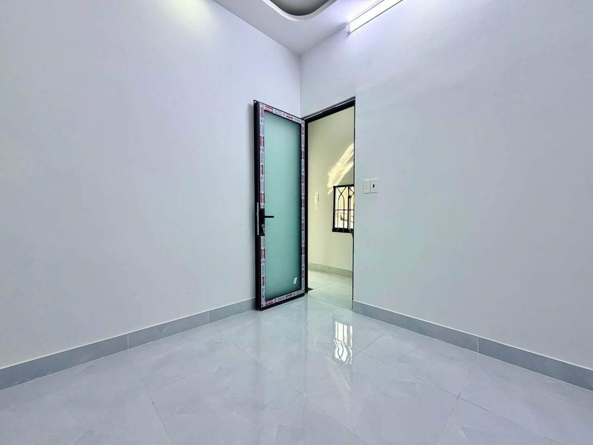 Nhà mới 2 tầng Hương Lộ 2 – 32m² – Giá chỉ hơn 2 tỷ –…