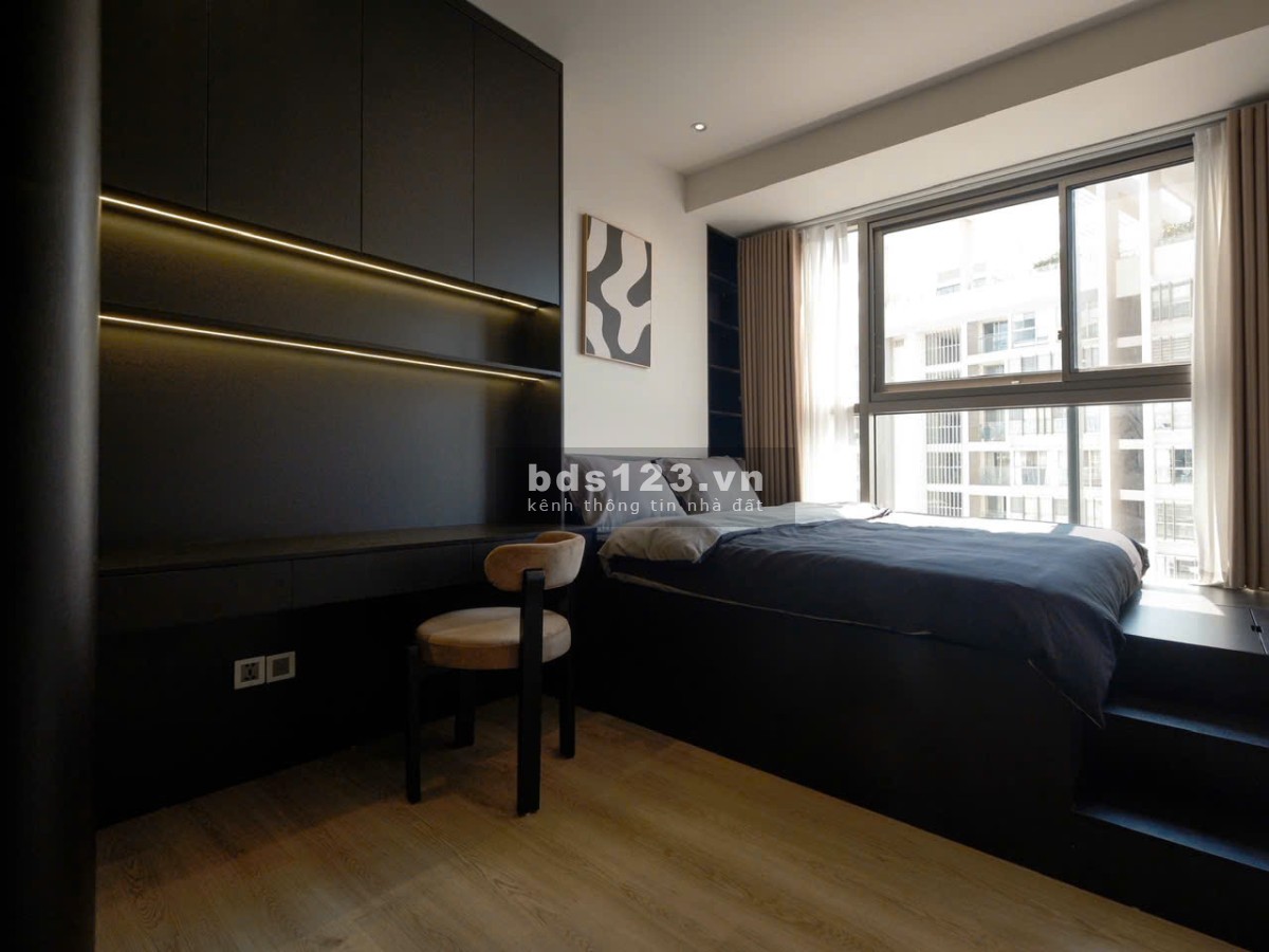 Cần bán căn hộ Midtown Phú Mỹ Hưng, 81m2, 2PN, full, mới 100%,…