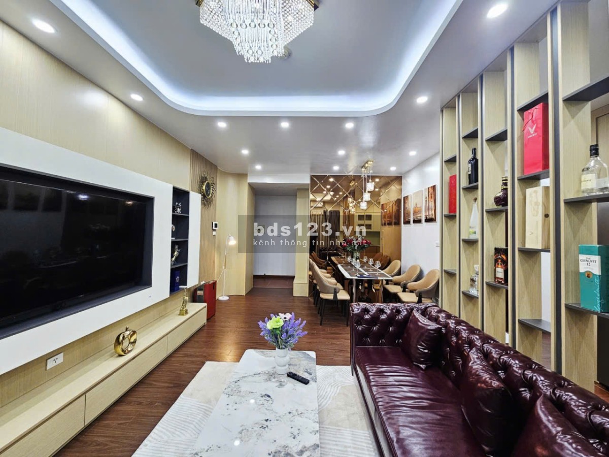 Cần tiền Bán Gấp chung cư 158 m2 Văn Phú, Hà Đông, 3 ngủ , 3…