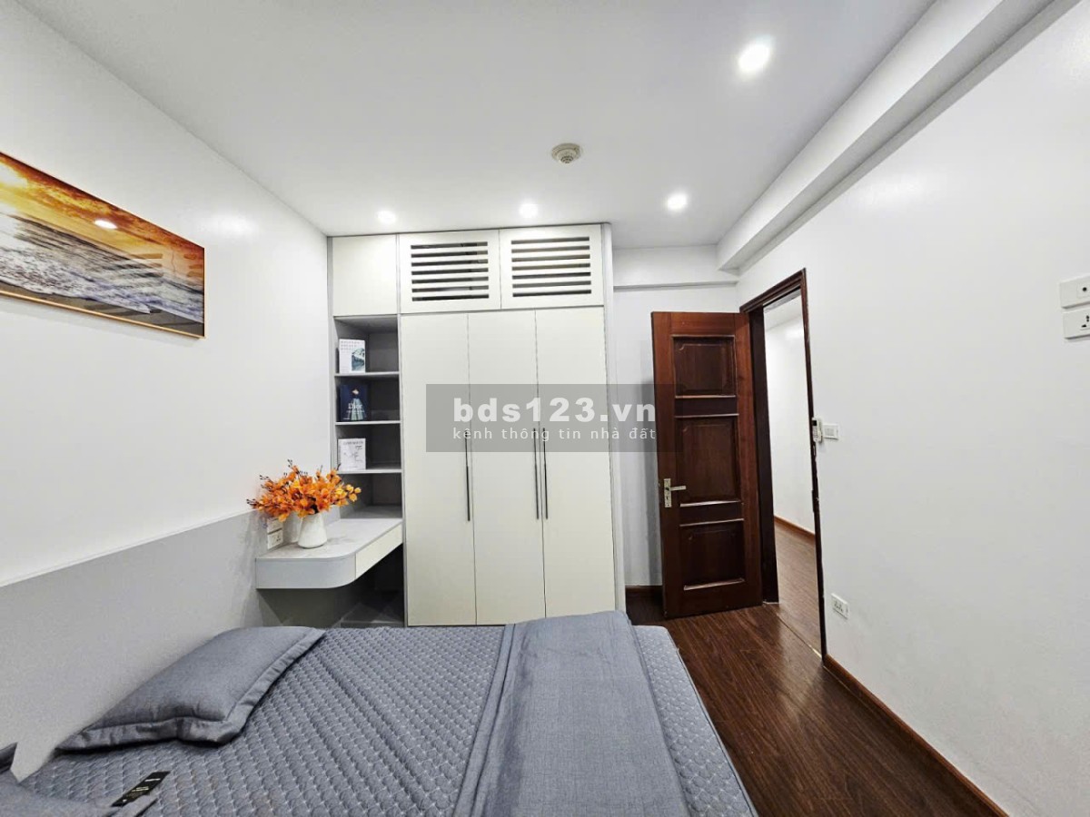 Cần tiền Bán Gấp chung cư 158 m2 Văn Phú, Hà Đông, 3 ngủ , 3…