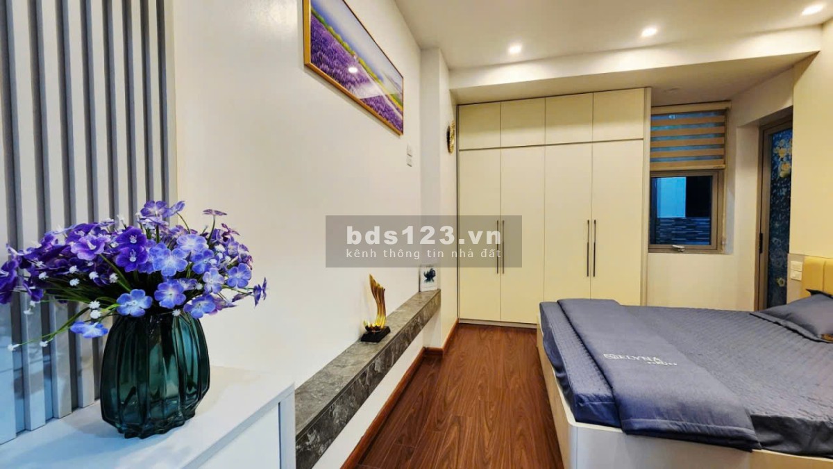 Cần tiền Bán Gấp chung cư 158 m2 Văn Phú, Hà Đông, 3 ngủ , 3…